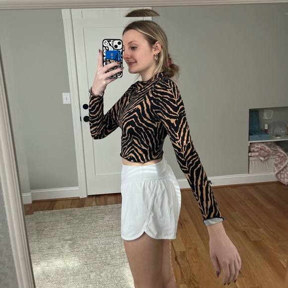 Zebra Printed Long Sleeve Mock Neck Long Sleeve Crop Top - Picture 7 of 8